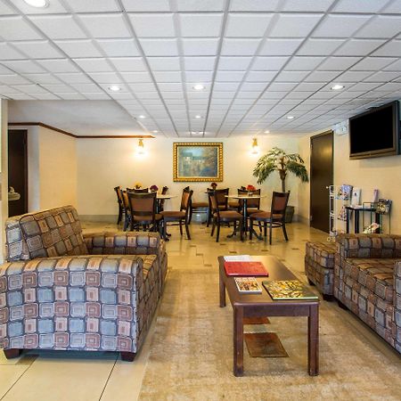 Jax Airport Hotel Τζάκσονβιλ Εξωτερικό φωτογραφία