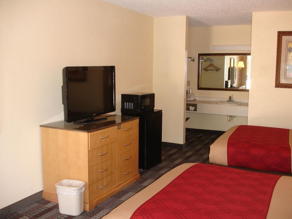 Jax Airport Hotel Τζάκσονβιλ Εξωτερικό φωτογραφία