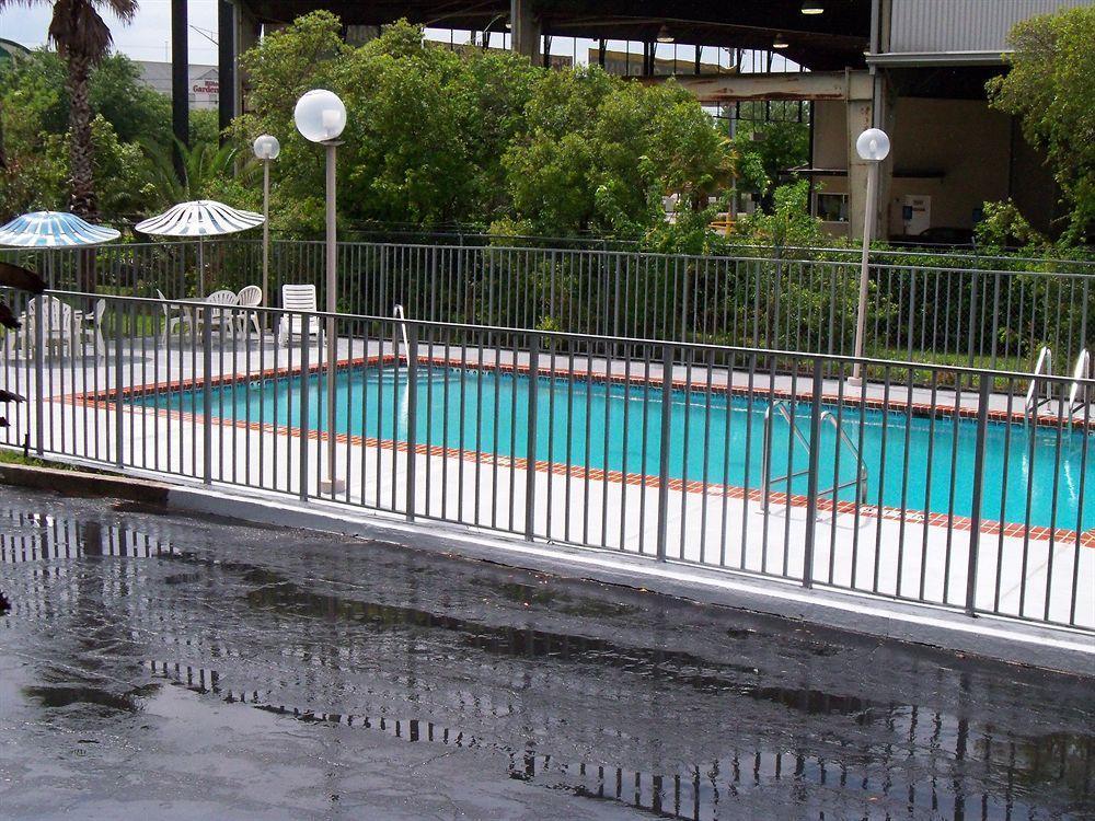 Jax Airport Hotel Τζάκσονβιλ Εξωτερικό φωτογραφία